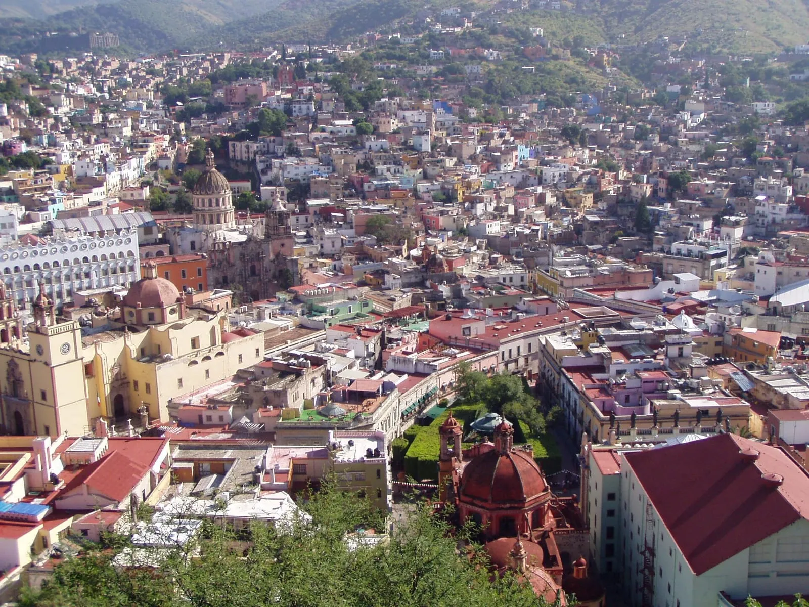 Colourful houses spread across the hillsides of Guanajuato, Mexico